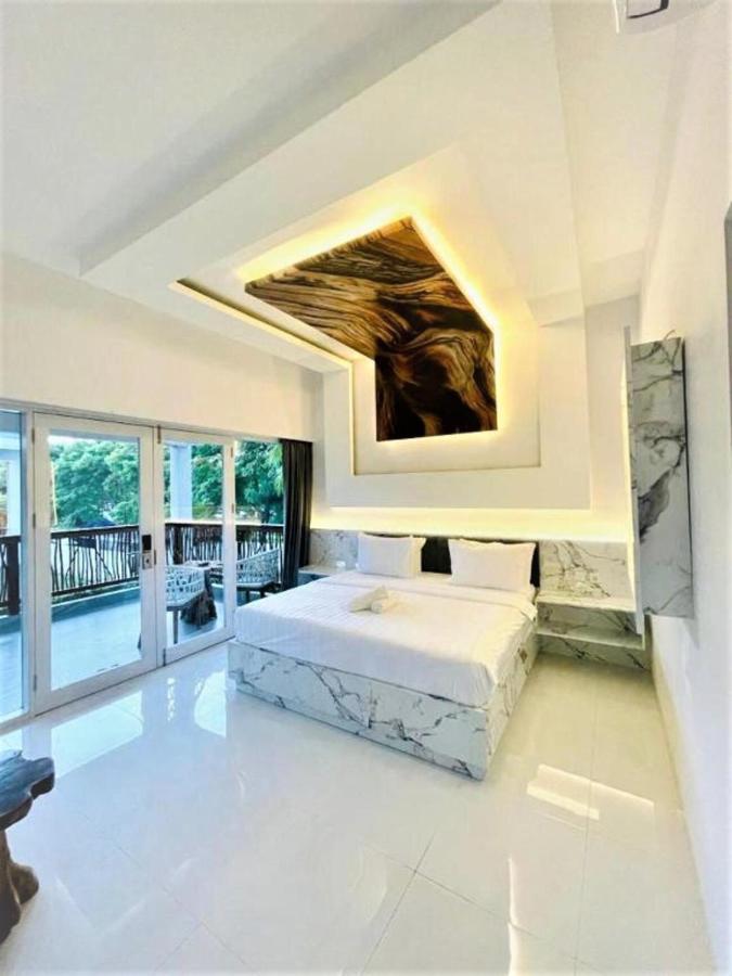 Sea Shell Resort Gili Trawangan Exterior photo